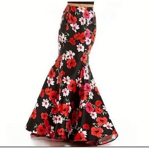 Vintage! BEE DARLIN Size 1/2 Bold Red Roses Prom Formal Maxi Trumpet Skirt